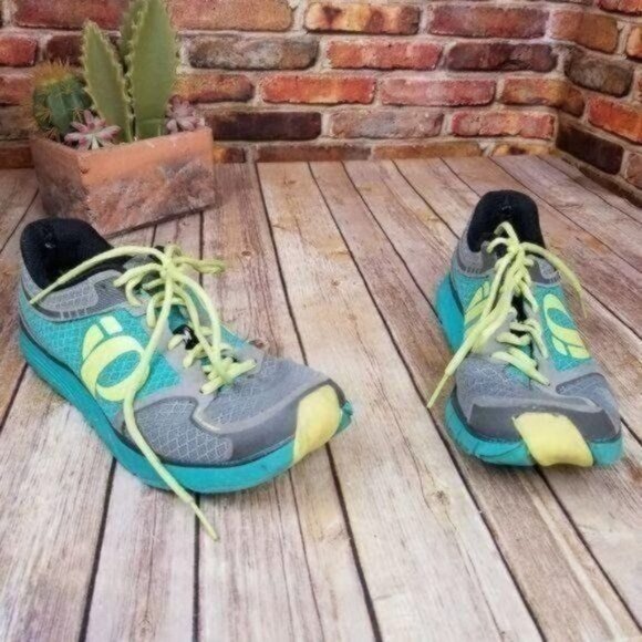 Project Pearl iZumi Running Shoes 10.5 - Picture 1 of 9